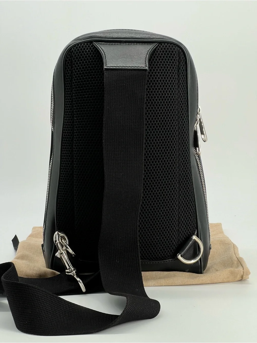 Gucci Guccissima Leather Sling Crossbody Bag